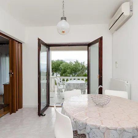 Appartement Anka Kampor