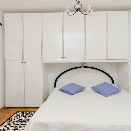 Anka Appartamento Kampor